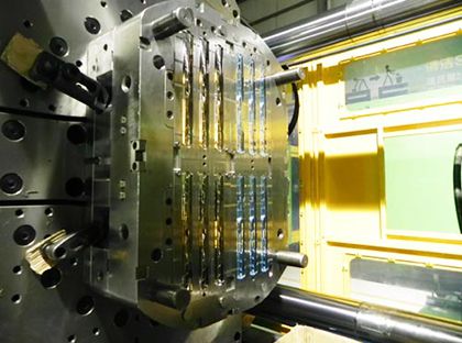 Moldagem por injeção de dois tiros Moldagem por injeção de dois tiros