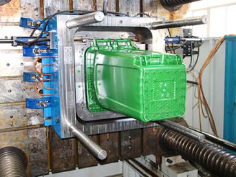 Injetora de plástico